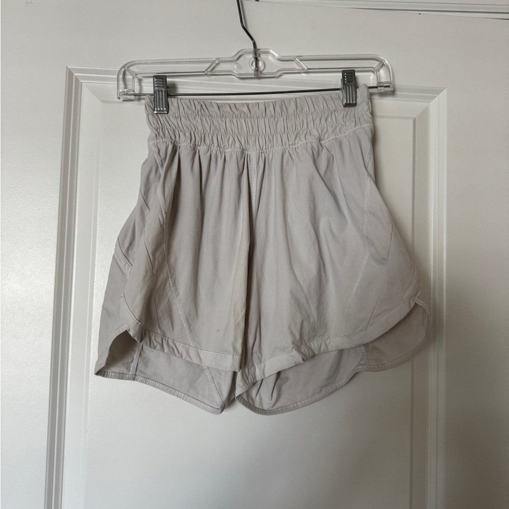 Track that hr 5” off white shorts lululemon